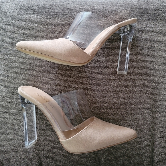 shoedazzle clear heels